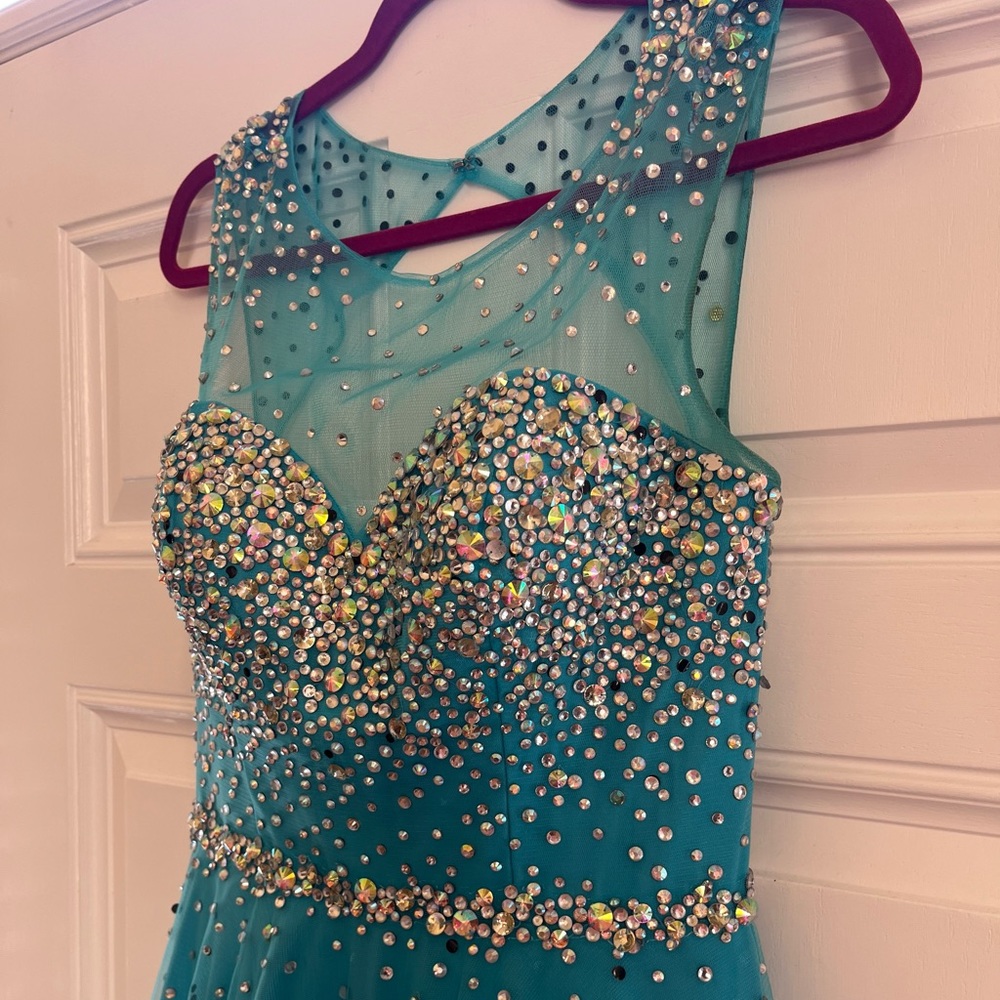 TONY BOWLS LE GALA Teal Sequin Prom Dress, Size 10, Just Beautiful
